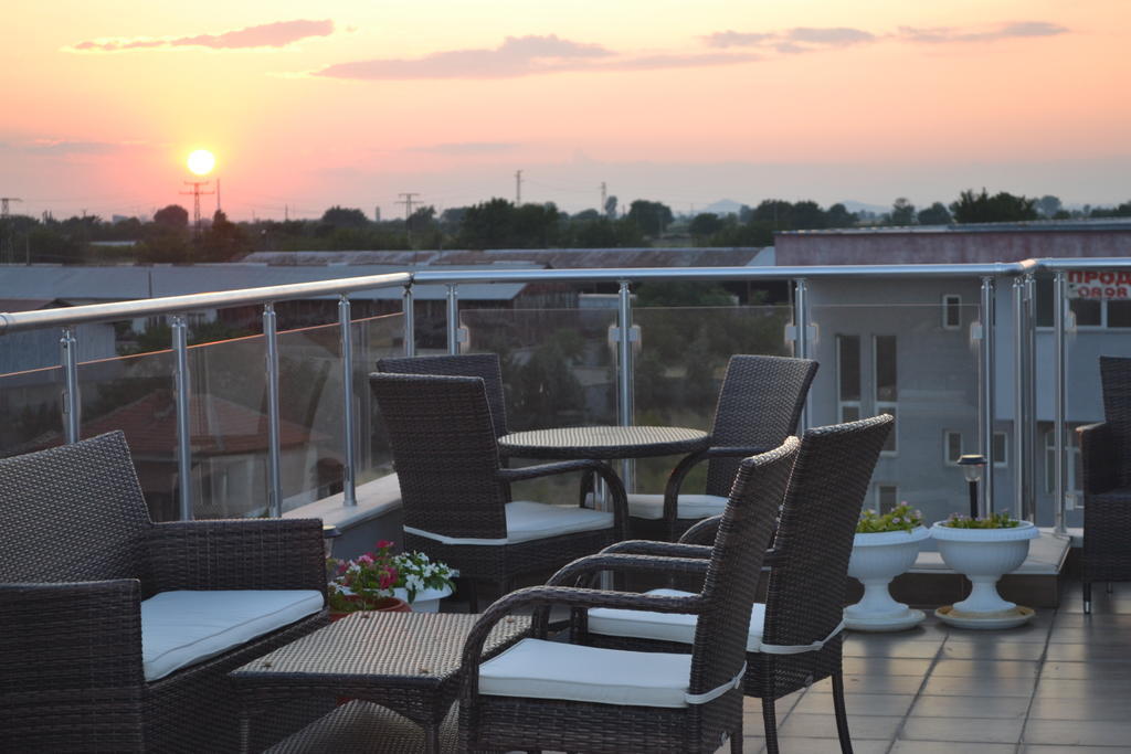 Alexander Hotel Asenovgrad Exteriér fotografie